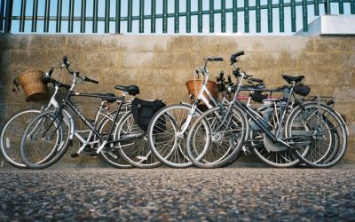 Op weg naar vrijheid, geld verdienen met gebruikte fietsen